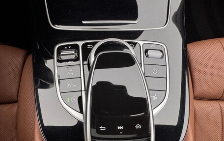 Mercedes-Benz E-Класс, 2019 год, 4 750 000 рублей, 3 фотография