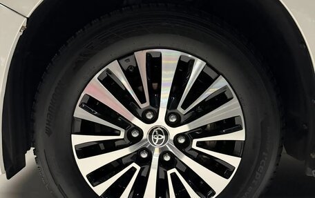 Toyota Granvia, 2019 год, 6 500 000 рублей, 16 фотография