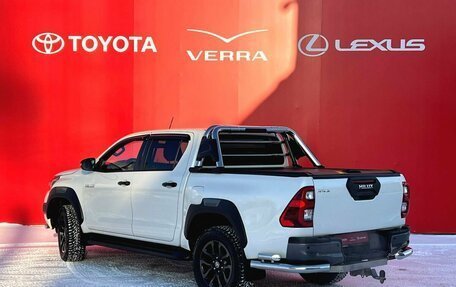 Toyota Hilux VIII, 2020 год, 5 630 000 рублей, 3 фотография