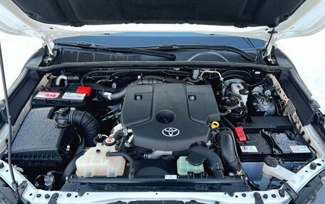 Toyota Hilux VIII, 2020 год, 5 630 000 рублей, 10 фотография