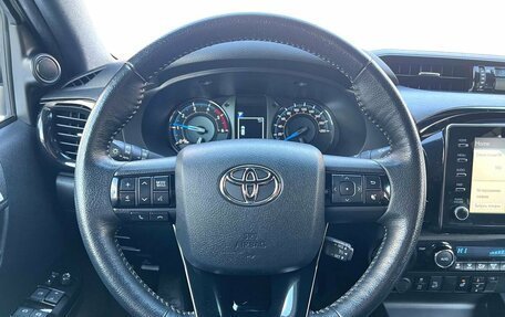 Toyota Hilux VIII, 2020 год, 5 630 000 рублей, 12 фотография