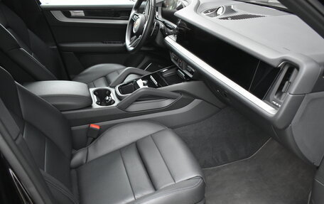 Porsche Cayenne III, 2024 год, 14 250 000 рублей, 14 фотография