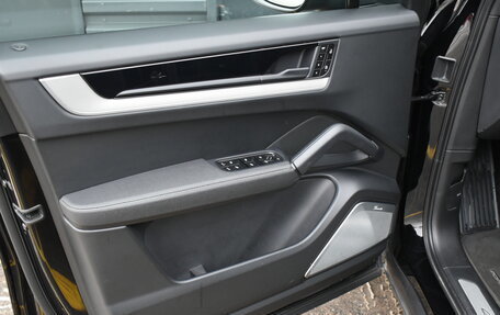 Porsche Cayenne III, 2024 год, 14 250 000 рублей, 24 фотография