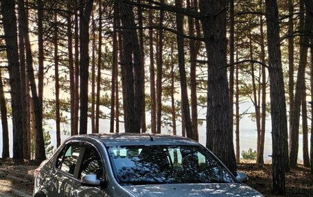 Renault Logan II, 2022 год, 1 150 000 рублей, 3 фотография