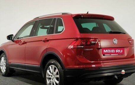 Volkswagen Tiguan II, 2017 год, 1 900 000 рублей, 4 фотография