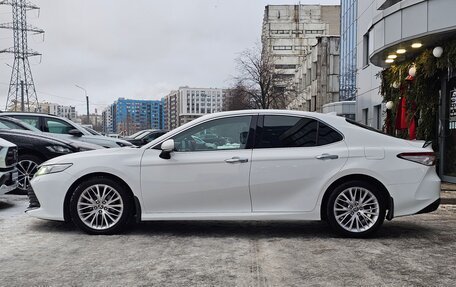Toyota Camry, 2021 год, 2 990 000 рублей, 4 фотография