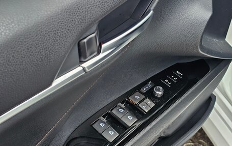 Toyota Camry, 2021 год, 2 990 000 рублей, 15 фотография