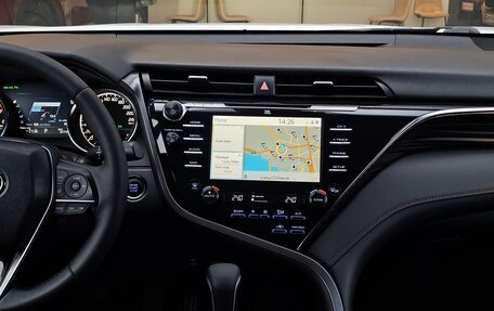 Toyota Camry, 2021 год, 2 990 000 рублей, 39 фотография