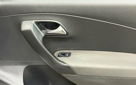 Volkswagen Polo VI (EU Market), 2012 год, 577 000 рублей, 11 фотография