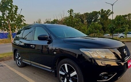 Nissan Pathfinder, 2014 год, 1 543 000 рублей, 1 фотография