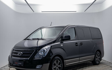 Hyundai H-1 II рестайлинг, 2015 год, 1 820 000 рублей, 1 фотография