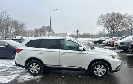 Mitsubishi Outlander III рестайлинг 3, 2015 год, 1 500 000 рублей, 1 фотография