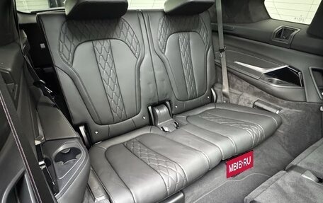 BMW X7, 2025 год, 18 500 000 рублей, 28 фотография