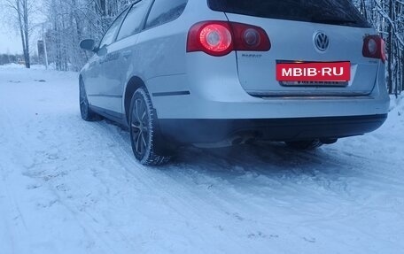 Volkswagen Passat B6, 2007 год, 450 000 рублей, 4 фотография