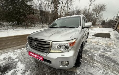 Toyota Land Cruiser 200, 2013 год, 3 880 000 рублей, 3 фотография