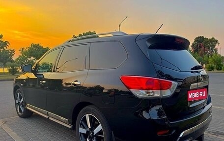 Nissan Pathfinder, 2014 год, 1 543 000 рублей, 6 фотография