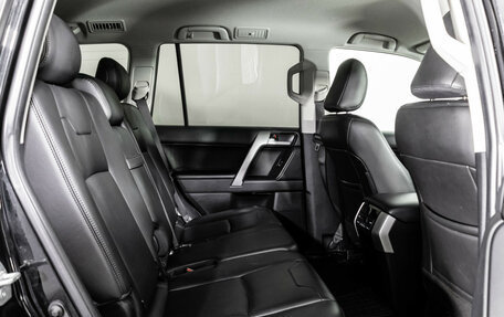 Toyota Land Cruiser Prado 150 рестайлинг 2, 2021 год, 6 699 000 рублей, 24 фотография