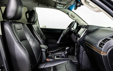 Toyota Land Cruiser Prado 150 рестайлинг 2, 2021 год, 6 699 000 рублей, 23 фотография