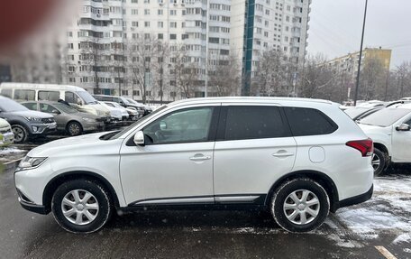Mitsubishi Outlander III рестайлинг 3, 2015 год, 1 500 000 рублей, 2 фотография