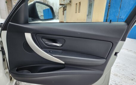 BMW 3 серия, 2014 год, 1 970 000 рублей, 12 фотография