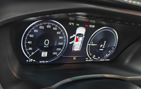 Volvo XC90 II рестайлинг, 2021 год, 5 500 000 рублей, 24 фотография