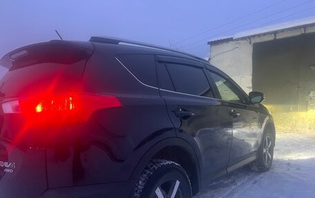 Toyota RAV4, 2014 год, 2 200 000 рублей, 2 фотография