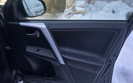 Toyota RAV4, 2014 год, 2 200 000 рублей, 15 фотография