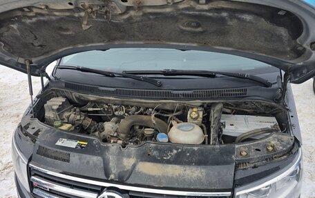 Volkswagen Caravelle T6 рестайлинг, 2016 год, 3 700 000 рублей, 17 фотография