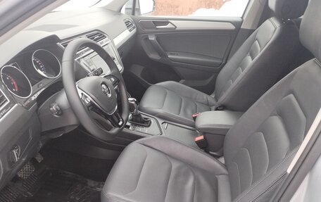 Volkswagen Tiguan II, 2017 год, 2 100 000 рублей, 15 фотография