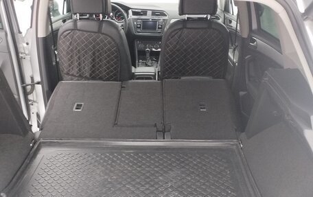 Volkswagen Tiguan II, 2017 год, 2 100 000 рублей, 25 фотография