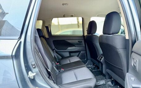 Mitsubishi Outlander III рестайлинг 3, 2018 год, 2 349 000 рублей, 20 фотография