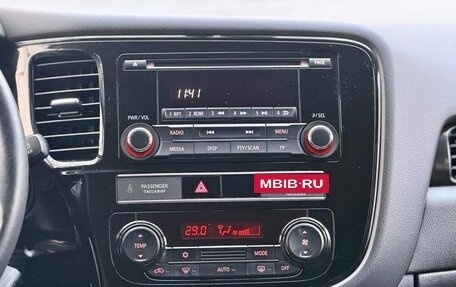 Mitsubishi Outlander III рестайлинг 3, 2018 год, 2 349 000 рублей, 19 фотография