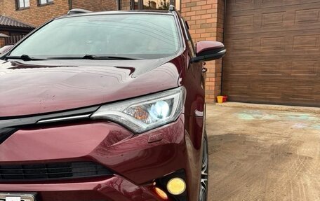 Toyota RAV4, 2017 год, 2 470 000 рублей, 6 фотография