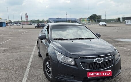 Chevrolet Cruze II, 2011 год, 600 000 рублей, 2 фотография