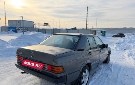 Mercedes-Benz 190 (W201), 1985 год, 370 000 рублей, 6 фотография