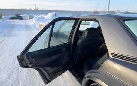 Mercedes-Benz 190 (W201), 1985 год, 370 000 рублей, 15 фотография