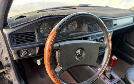 Mercedes-Benz 190 (W201), 1985 год, 370 000 рублей, 14 фотография