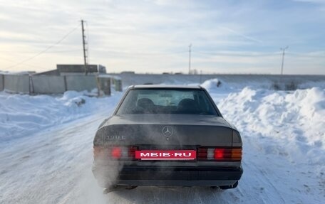 Mercedes-Benz 190 (W201), 1985 год, 370 000 рублей, 9 фотография