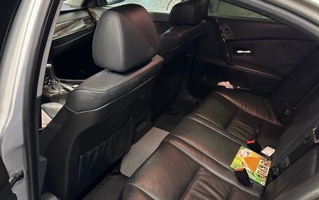 BMW 5 серия, 2004 год, 600 000 рублей, 4 фотография