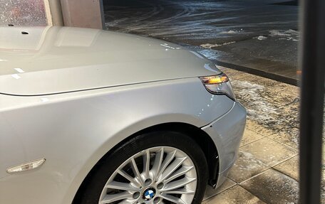 BMW 5 серия, 2004 год, 600 000 рублей, 11 фотография