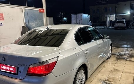 BMW 5 серия, 2004 год, 600 000 рублей, 8 фотография
