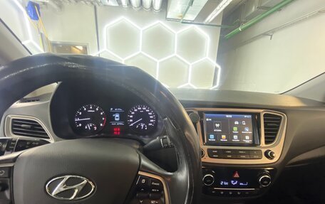 Hyundai Solaris II рестайлинг, 2019 год, 850 000 рублей, 11 фотография