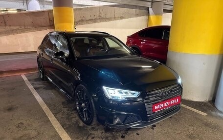 Audi A4, 2018 год, 3 100 000 рублей, 4 фотография