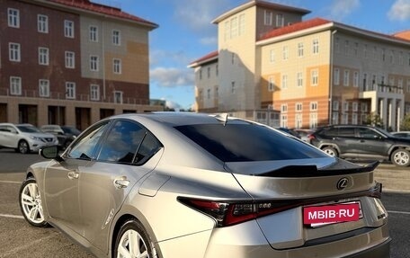 Lexus IS III, 2021 год, 4 490 000 рублей, 3 фотография