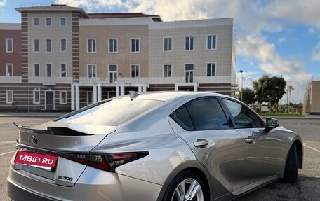 Lexus IS III, 2021 год, 4 490 000 рублей, 5 фотография