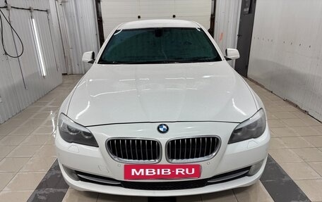 BMW 5 серия, 2012 год, 1 444 000 рублей, 2 фотография