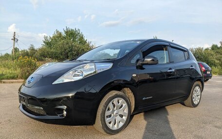 Nissan Leaf I, 2014 год, 855 000 рублей, 6 фотография