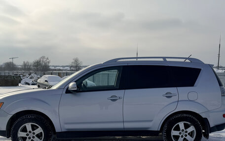 Mitsubishi Outlander III рестайлинг 3, 2010 год, 1 242 000 рублей, 3 фотография