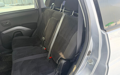 Mitsubishi Outlander III рестайлинг 3, 2010 год, 1 242 000 рублей, 15 фотография