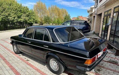 Mercedes-Benz W123, 1978 год, 950 000 рублей, 4 фотография